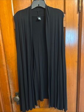 Clea Ray Black Duster/Long Sweater without Sleeves